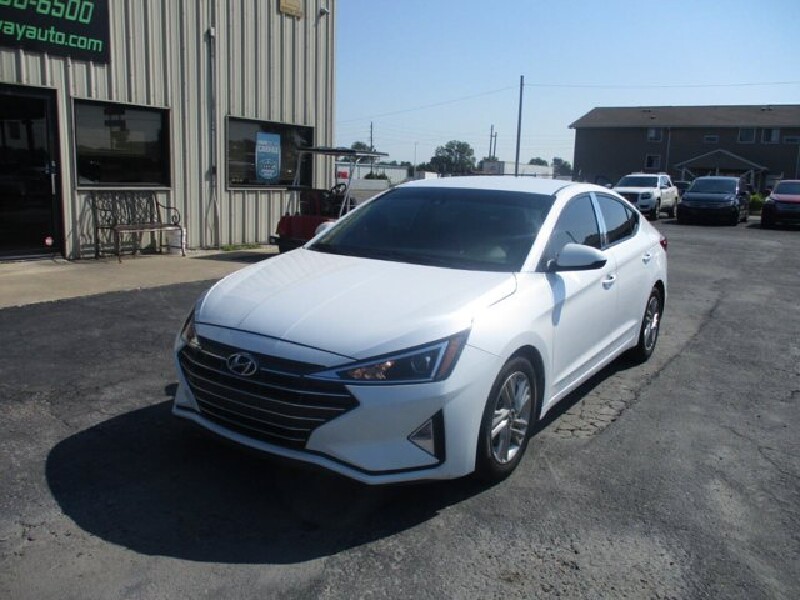 2019 Hyundai Elantra in Oak Grove, MO 64075 - 18072466