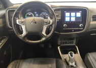 2020 Mitsubishi Outlander in Fairfield, OH 45014 - 18072872 22