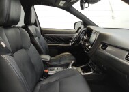 2020 Mitsubishi Outlander in Fairfield, OH 45014 - 18072872 21