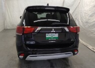 2020 Mitsubishi Outlander in Fairfield, OH 45014 - 18072872 6