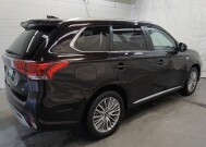 2020 Mitsubishi Outlander in Fairfield, OH 45014 - 18072872 10