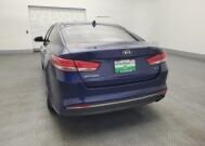 2016 Kia Optima in Kissimmee, FL 34744 - 18073916 6