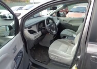 2017 Toyota Sienna in Lebanon, TN 37087-3302 - 18074183 5