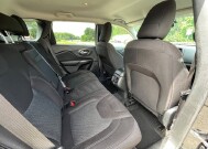 2019 Jeep Cherokee in Flowery Branch, GA 30542 - 18076441 11