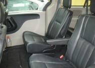 2016 Chrysler Town & Country in Nashville, TN 37209 - 18078513 5