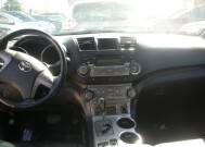 2010 Toyota Highlander in Nashville, TN 37209 - 18078523 8