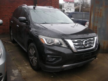 2017 Nissan Pathfinder in Nashville, TN 37209