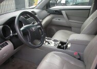 2010 Toyota Highlander in Nashville, TN 37209 - 18078613 4