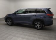 2018 Toyota Highlander in Plano, TX 75074 - 18078980 3