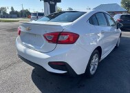 2018 Chevrolet Cruze in Oregon, OH 43616 - 18079615 5