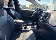 2015 Jeep Cherokee in Oregon, OH 43616 - 18079621 17