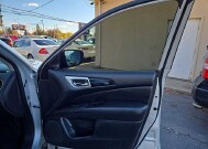 2020 Nissan Pathfinder in Oregon, OH 43616 - 18079623 17
