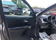 2015 Jeep Cherokee in Oregon, OH 43616 - 18079629 9