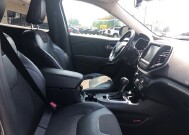 2015 Jeep Cherokee in Oregon, OH 43616 - 18079629 17