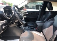 2015 Jeep Cherokee in Oregon, OH 43616 - 18079629 10