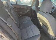 2017 Kia Forte in Oregon, OH 43616 - 18079641 15