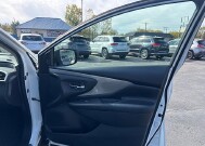 2017 Nissan Murano in Oregon, OH 43616 - 18079647 16