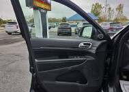 2019 Jeep Grand Cherokee in Oregon, OH 43616 - 18079649 9