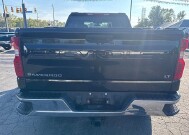 2020 Chevrolet Silverado 1500 in Oregon, OH 43616 - 18079667 4