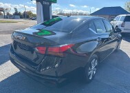2020 Nissan Altima in Oregon, OH 43616 - 18079677 5
