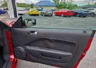 2006 Ford Mustang in Oregon, OH 43616 - 18079681 12