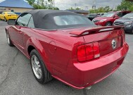 2006 Ford Mustang in Oregon, OH 43616 - 18079681 6