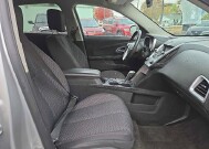 2011 Chevrolet Equinox in Oregon, OH 43616 - 18079691 17
