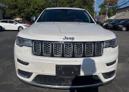 2017 Jeep Grand Cherokee in Oregon, OH 43616 - 18079693 8