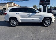 2017 Jeep Grand Cherokee in Oregon, OH 43616 - 18079693 6