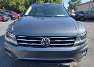 2020 Volkswagen Tiguan in Oregon, OH 43616 - 18079700 8
