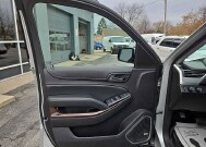 2015 GMC Yukon XL in Oregon, OH 43616 - 18079715 9