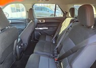 2022 Ford Explorer in Oregon, OH 43616 - 18079720 12