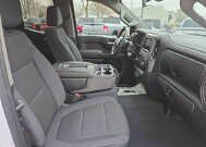 2019 Chevrolet Silverado 1500 in Oregon, OH 43616 - 18079729 18