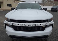 2019 Chevrolet Silverado 1500 in Oregon, OH 43616 - 18079729 8