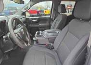 2019 Chevrolet Silverado 1500 in Oregon, OH 43616 - 18079729 10
