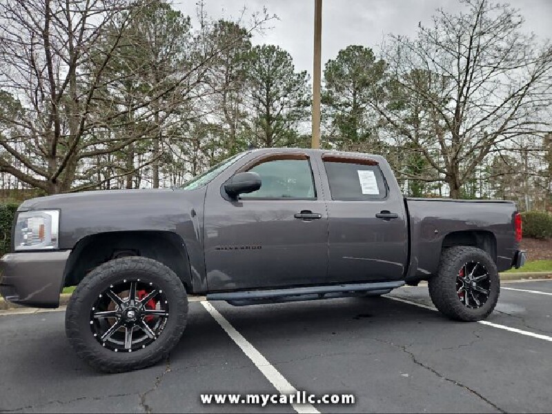 2011 Chevrolet Silverado 1500 in Virginia Beach, VA 23464 - 18087737