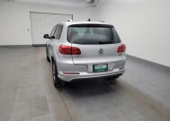 2017 Volkswagen Tiguan in Cincinnati, OH 45255 - 18089208 6