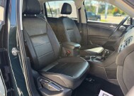 2019 Volkswagen Tiguan in Knoxville, TN 37920 - 18089376 17