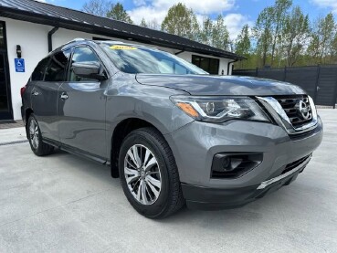 2020 Nissan Pathfinder in Knoxville, TN 37920