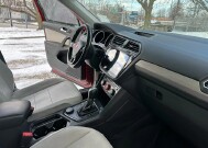2019 Volkswagen Tiguan in Euclid, OH 44040 - 18089460 9