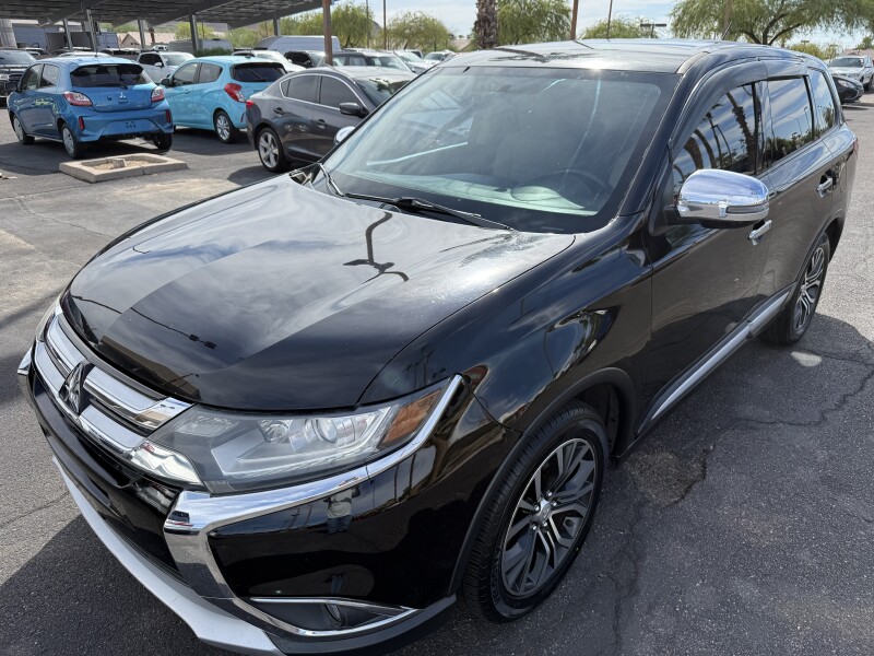 2016 Mitsubishi Outlander in Phoenix, AZ 85022 - 18090364