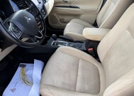 2016 Mitsubishi Outlander in Phoenix, AZ 85022 - 18090364 9