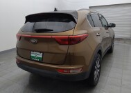 2017 Kia Sportage in Live Oak, TX 78233 - 18092439 7