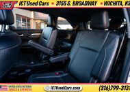 2018 Toyota Highlander in Wichita, KS 67216 - 18094991 21