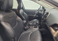 2018 Jeep Cherokee in Indianapolis, IN 46222 - 18096215 21