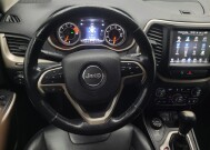2018 Jeep Cherokee in Indianapolis, IN 46222 - 18096215 22