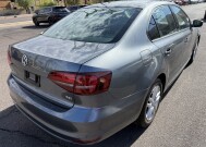 2018 Volkswagen Jetta in Phoenix, AZ 85022 - 18099586 4