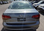 2018 Volkswagen Jetta in Phoenix, AZ 85022 - 18099586 5
