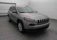 2018 Jeep Cherokee in Tampa, FL 33619 - 18100216 13