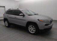 2018 Jeep Cherokee in Tampa, FL 33619 - 18100216 11
